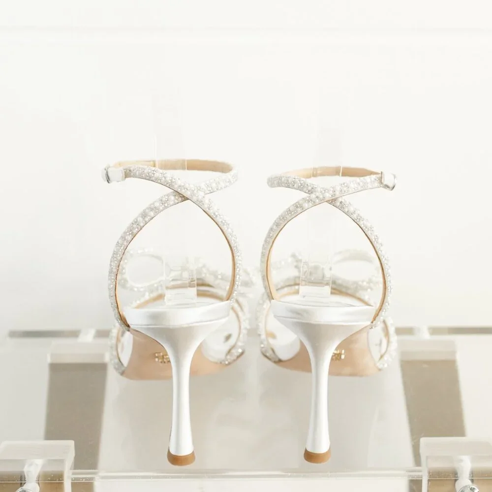 Badgley Mischka Effie White Satin Heels 8.5 Bow Women's Ankle Strap Sandal - Picture 4 of 16
